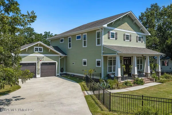 $1,299,900 | 504 Dewey Avenue, Ocean Springs, MS 39564