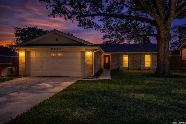 $263,000 | 6419 Ridge Tree Drive, San Antonio, TX 78233