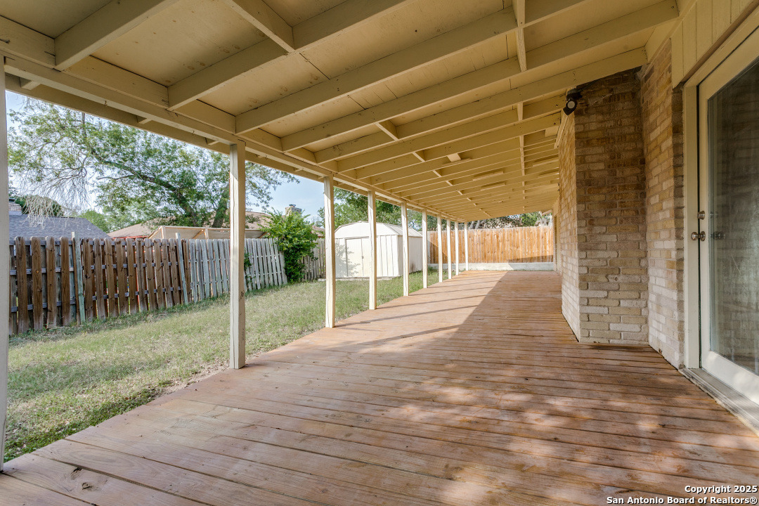 6419 Ridge Tree Drive San Antonio, TX 78233 - Photo 5 of 30