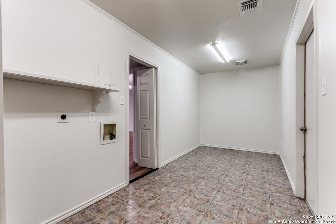 6419 Ridge Tree Drive San Antonio, TX 78233 - Photo 9 of 30