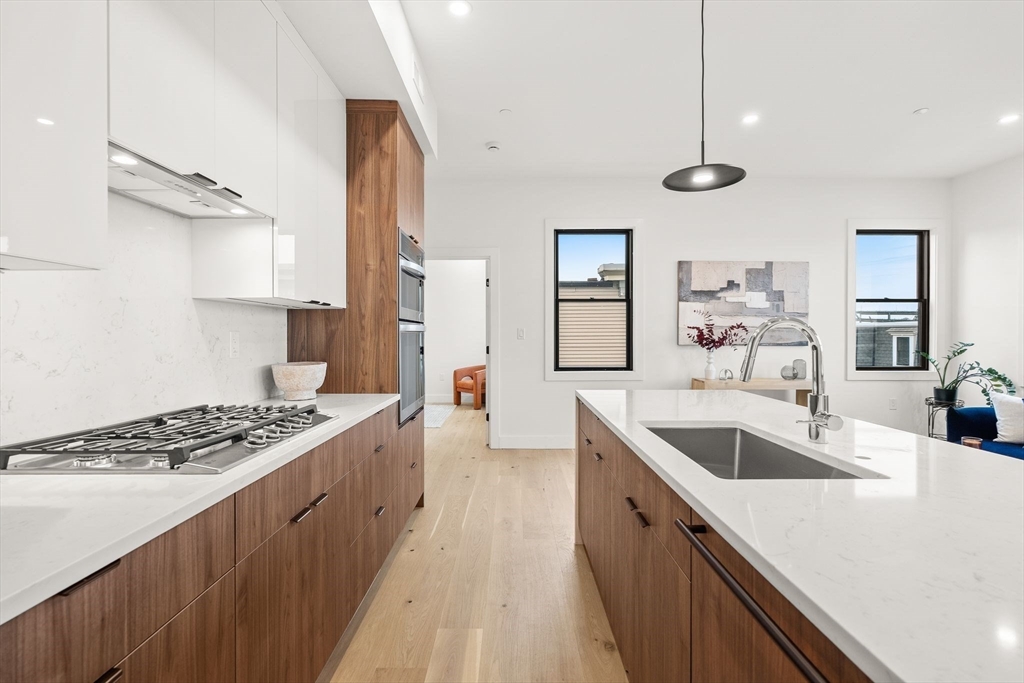 47 Condor Street, Unit PH3 Boston, MA 02128 - Photo 5 of 17 Gallery Image 5