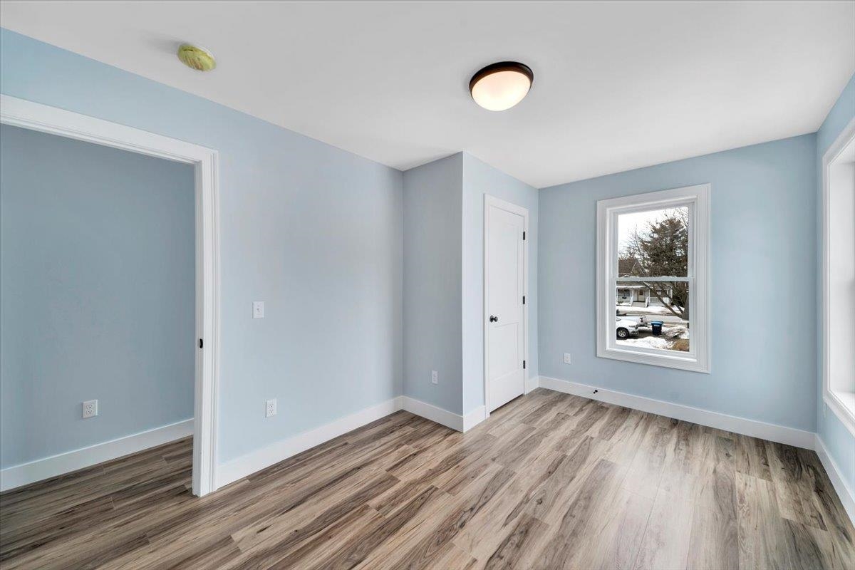 925 Falls Road, Unit 1 Shelburne, VT 05482 - Photo 19 of 51 Gallery Image 19