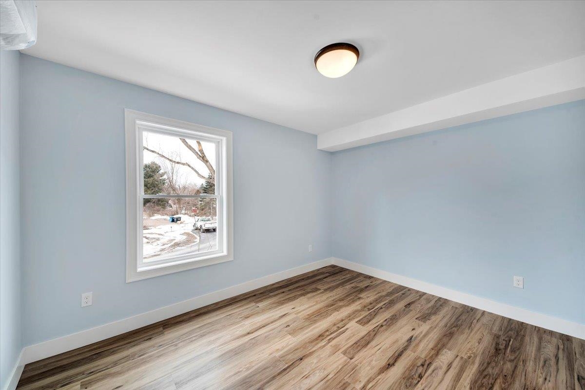 925 Falls Road, Unit 1 Shelburne, VT 05482 - Photo 20 of 51 Gallery Image 20