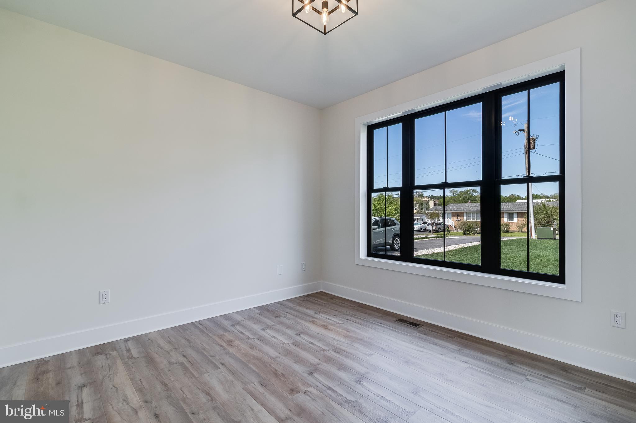 14671 Banks Odee Road Newburg, MD 20664 - Photo 20 of 60 Office