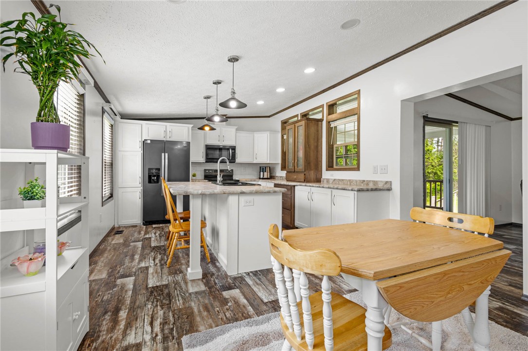 6725 Swamp Road Byron, NY 14422 - Photo 4 of 42
