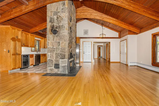 $499,900 | 1718 Thacher Pk Road, Berne, NY 12059