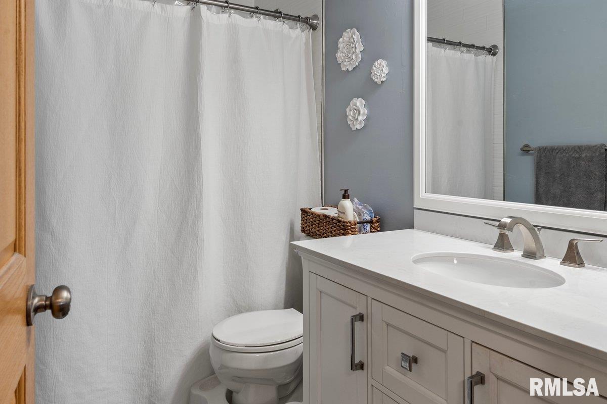 107 Buckingham Road Chatham, IL 62629 - Photo 12 of 22 Gallery Image 12