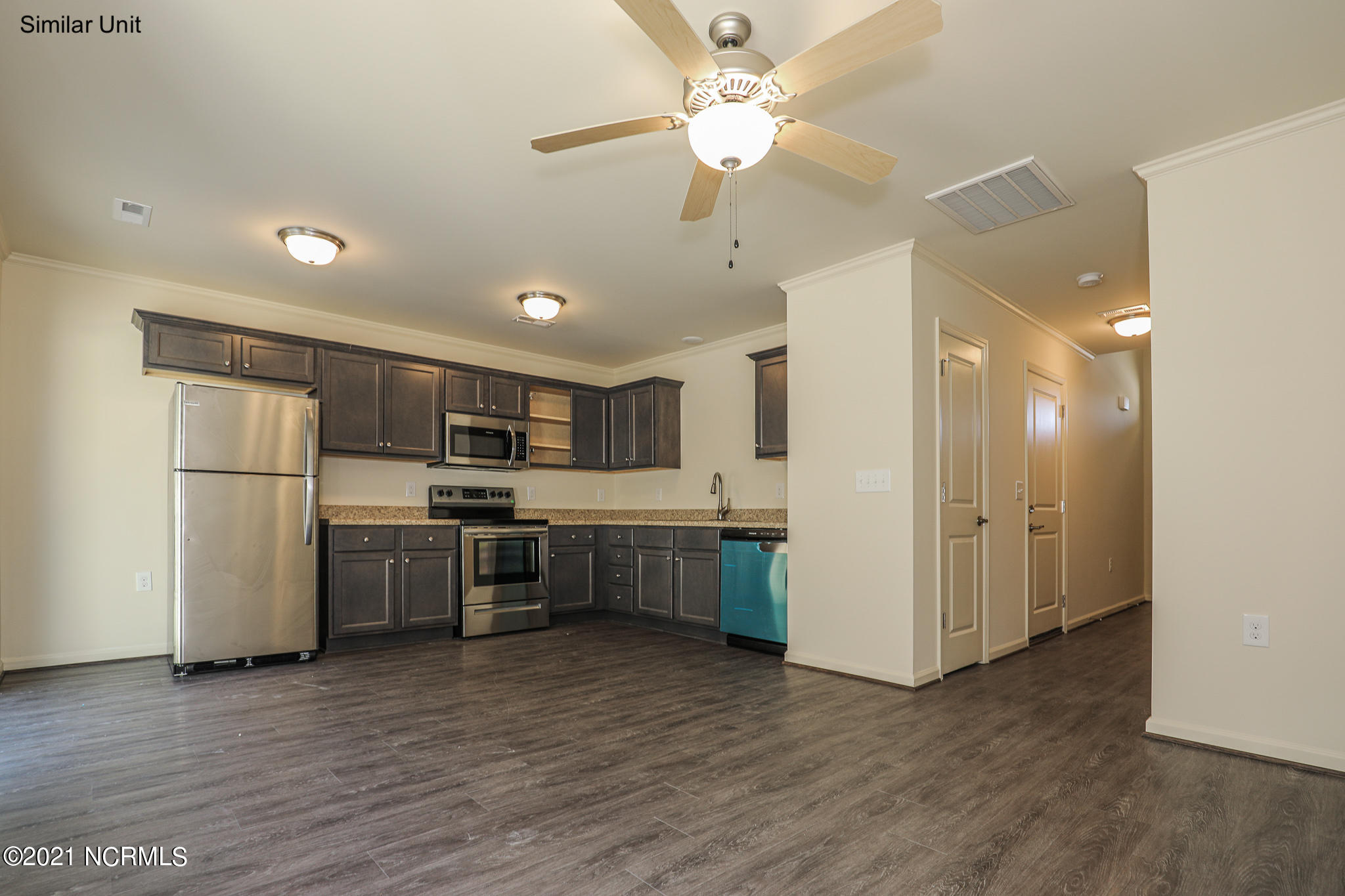 450 Sullivan Loop Road Midway Park, NC 28544 - Photo 5 of 26 Deana- 202 Boyington-18