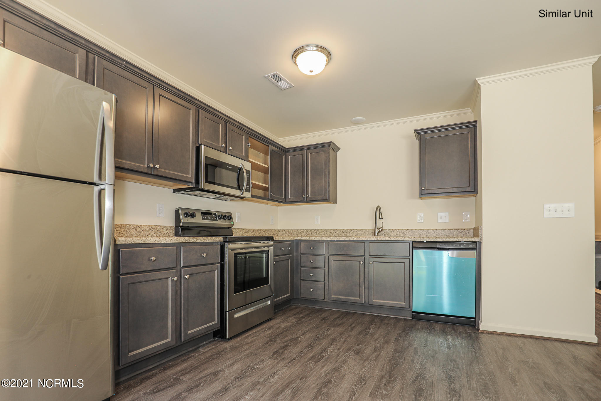 450 Sullivan Loop Road Midway Park, NC 28544 - Photo 8 of 26 Deana- 202 Boyington-17