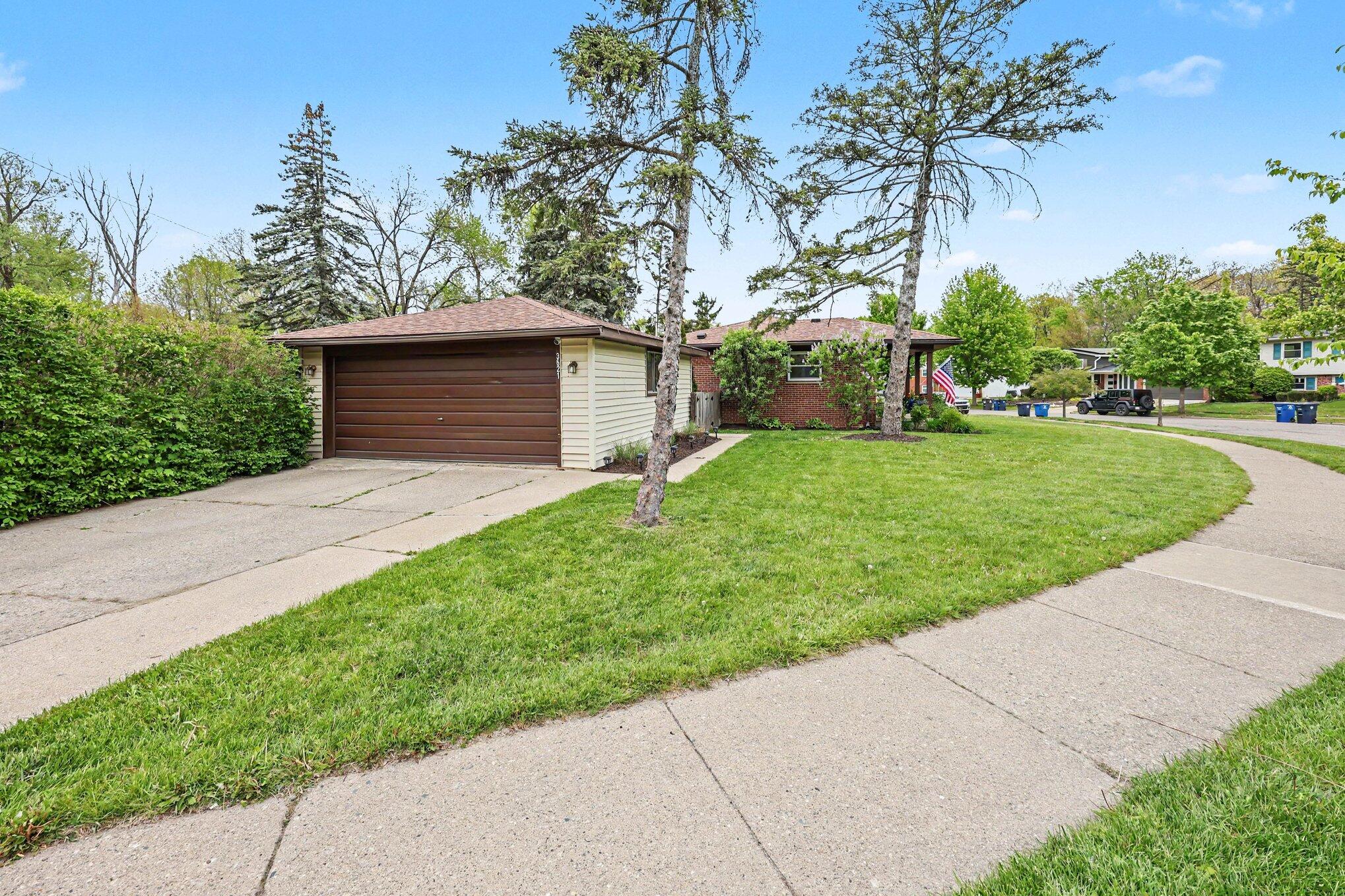 3621 Eli Road Ann Arbor, MI 48104 - Photo 23 of 28 023_cfhj4345_616