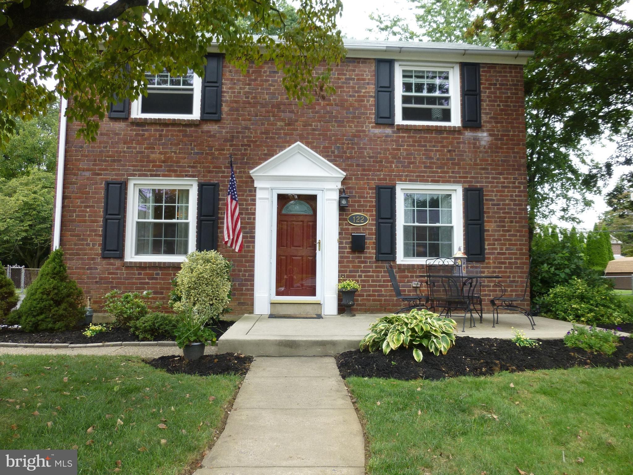 122 Barbara Drive Springfield, PA 19064 - Photo 2 of 43 Exterior Front