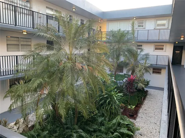 $2,250 | 2460 Southwest 18th Avenue, Unit 1205, Miami, FL 33133
