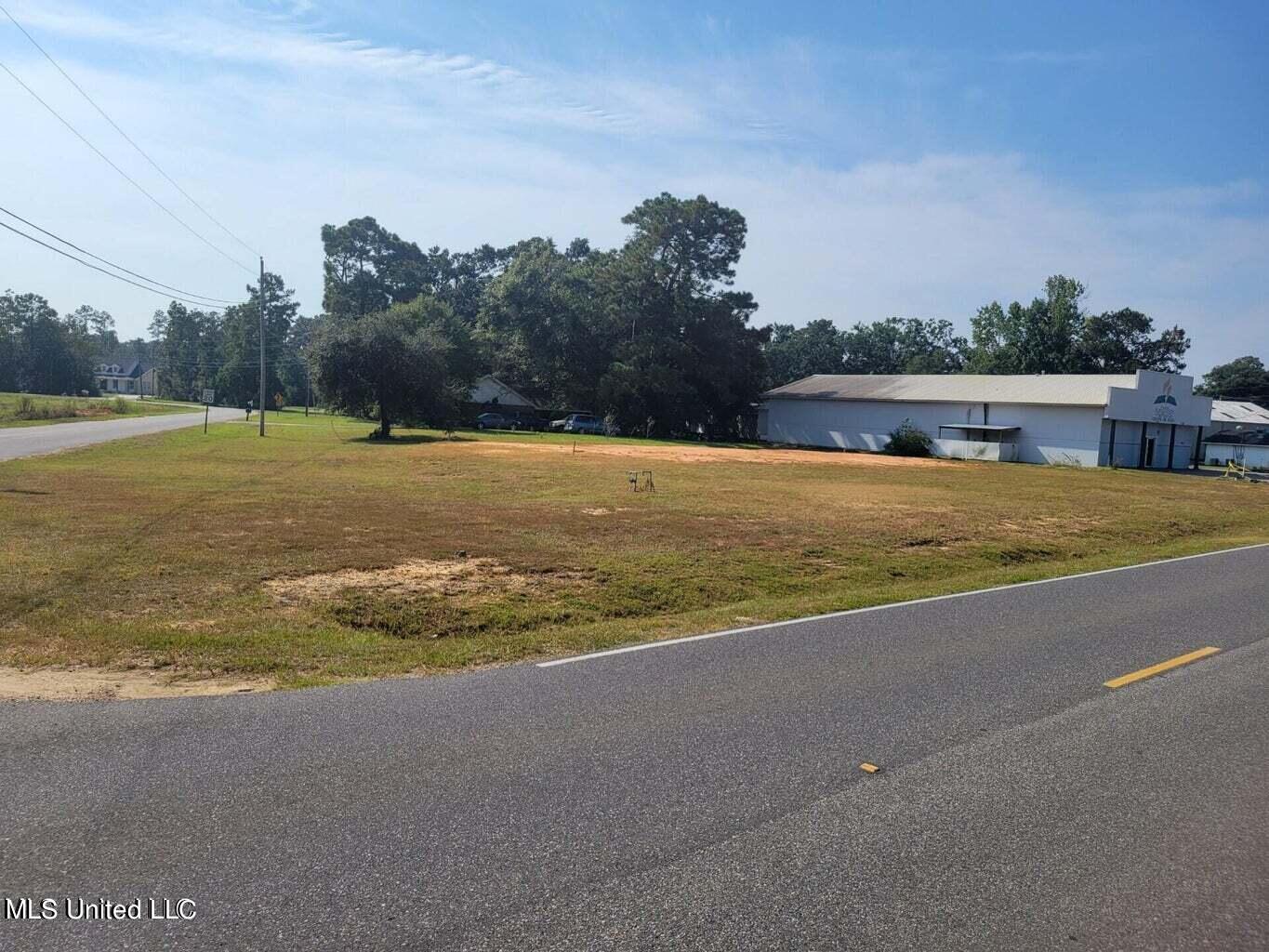 12648 Lorraine Road Biloxi, MS 39532 - Photo 3 of 3 2