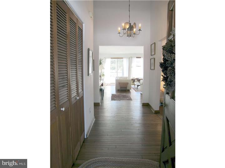 75 Springers Brook Road Shamong, NJ 08088 - Photo 4 of 22 Foyer