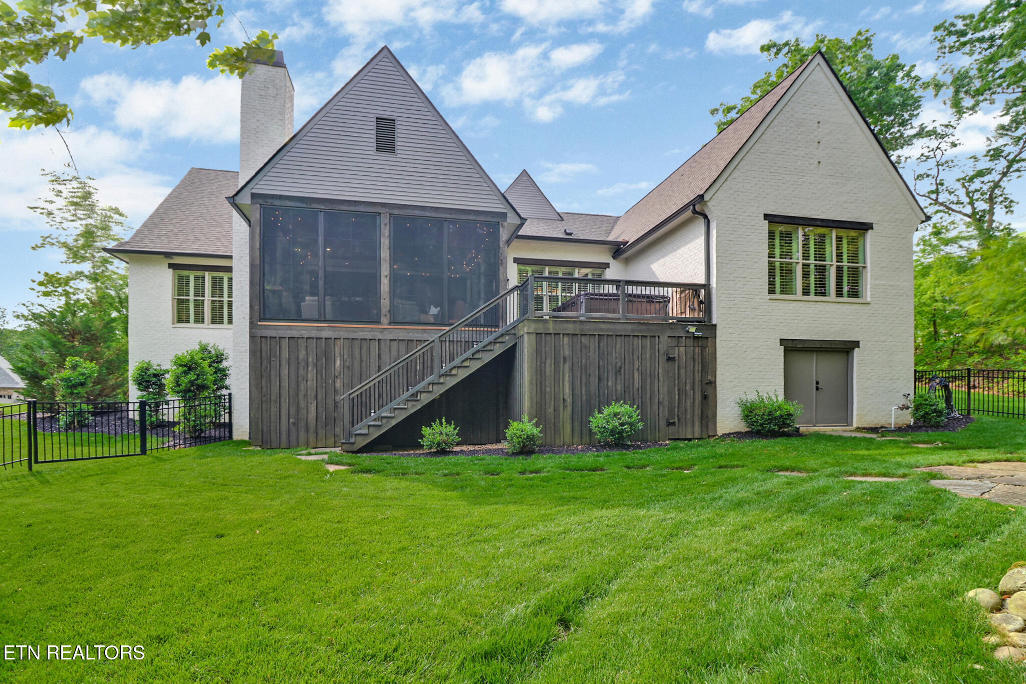 109 Chestnut Ridge Court Crossville, TN 38558 - Photo 6 of 60 if1a9772-if1a9776