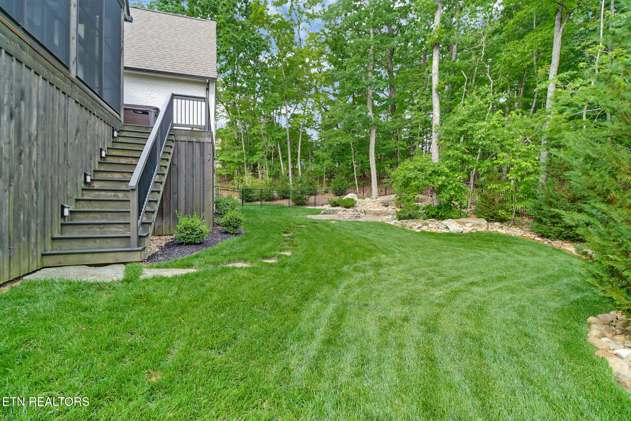109 Chestnut Ridge Court Crossville, TN 38558 - Photo 7 of 60 if1a9777-if1a9781
