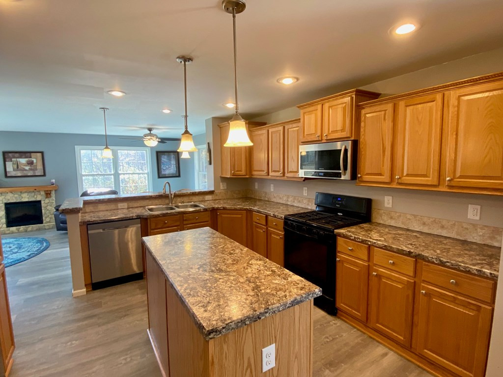 257 Dickson Point Road Plattsburgh, NY 12901 - Photo 3 of 25 Gallery Image 3
