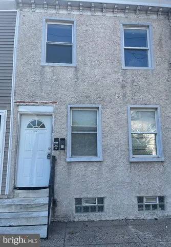 $1,300 | 1111 South 4th Street, Unit A, Camden, NJ 08103