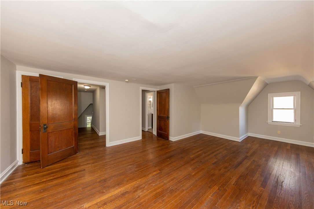 2885 Ludlow Road Cleveland, OH 44120 - Photo 41 of 50 2nd Floor Unit