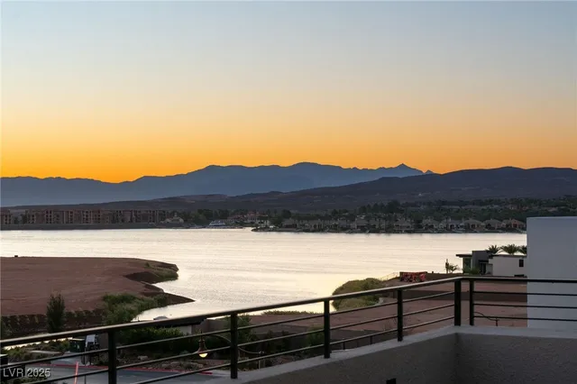 $2,999,999 | 36 Rainbow Point Place, Henderson, NV 89011