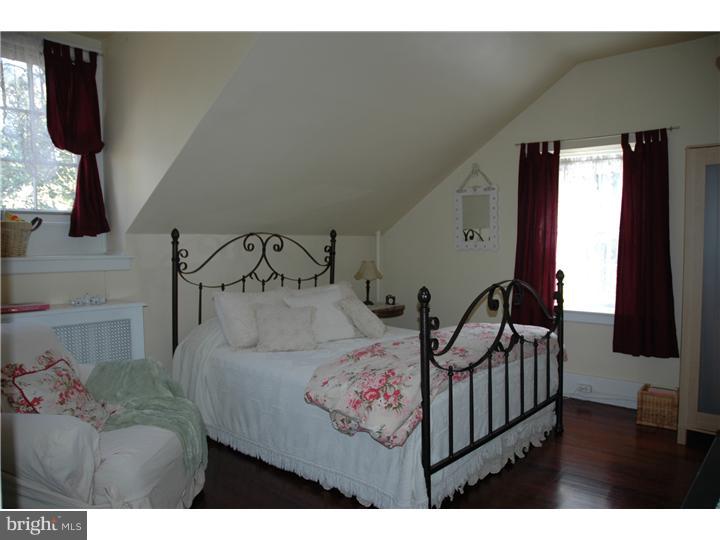 1787 Sharpless Road Jenkintown, PA 19046 - Photo 17 of 25 Bedroom