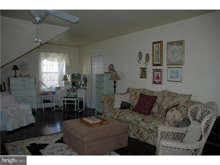 1787 Sharpless Road Jenkintown, PA 19046 - Photo 21 of 25 Master Bedroom