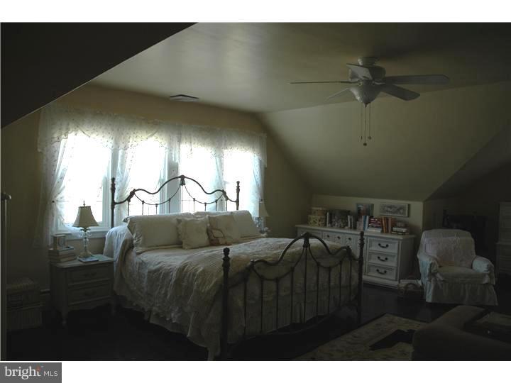 1787 Sharpless Road Jenkintown, PA 19046 - Photo 22 of 25 Master Bedroom