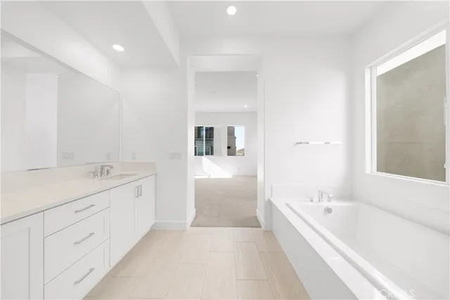 $1,580,000 | 165 Sawbuck, Irvine, CA 92618