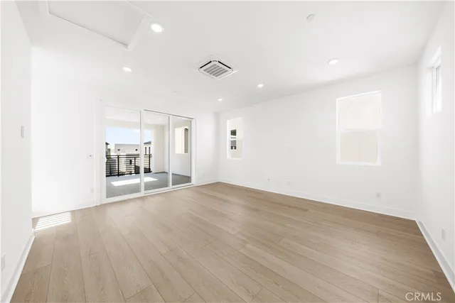 $1,580,000 | 165 Sawbuck, Irvine, CA 92618