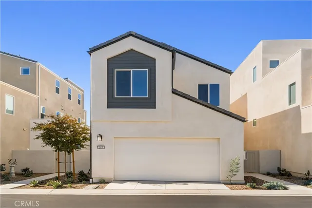 $1,580,000 | 165 Sawbuck, Irvine, CA 92618