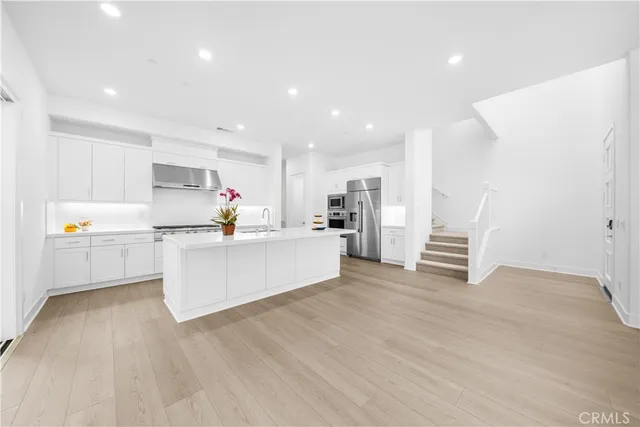 $1,580,000 | 165 Sawbuck, Irvine, CA 92618