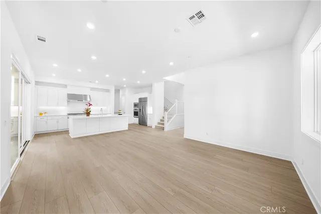 $1,580,000 | 165 Sawbuck, Irvine, CA 92618