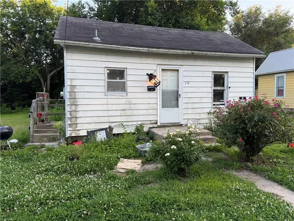 $30,000 | 814 East Green Street, Clinton, MO 64735
