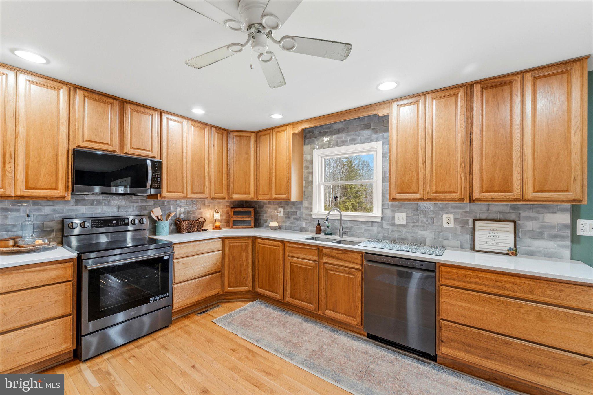 9107 Grasty Gold Mine Road Rhoadesville, VA 22542 - Photo 11 of 72