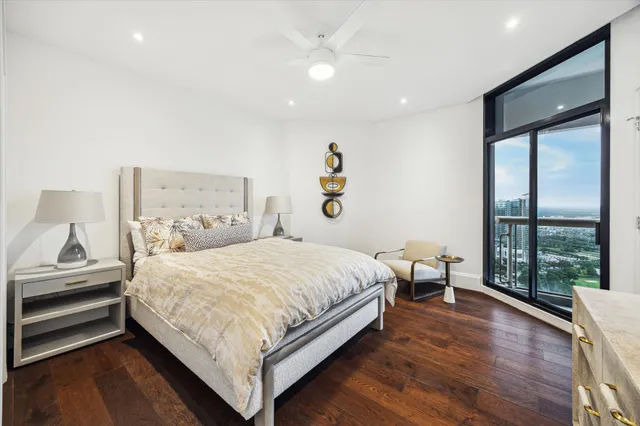 $594,900 | 1701 Hermann Drive, Unit 30D, Houston, TX 77004