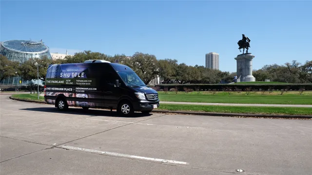 $594,900 | 1701 Hermann Drive, Unit 30D, Houston, TX 77004