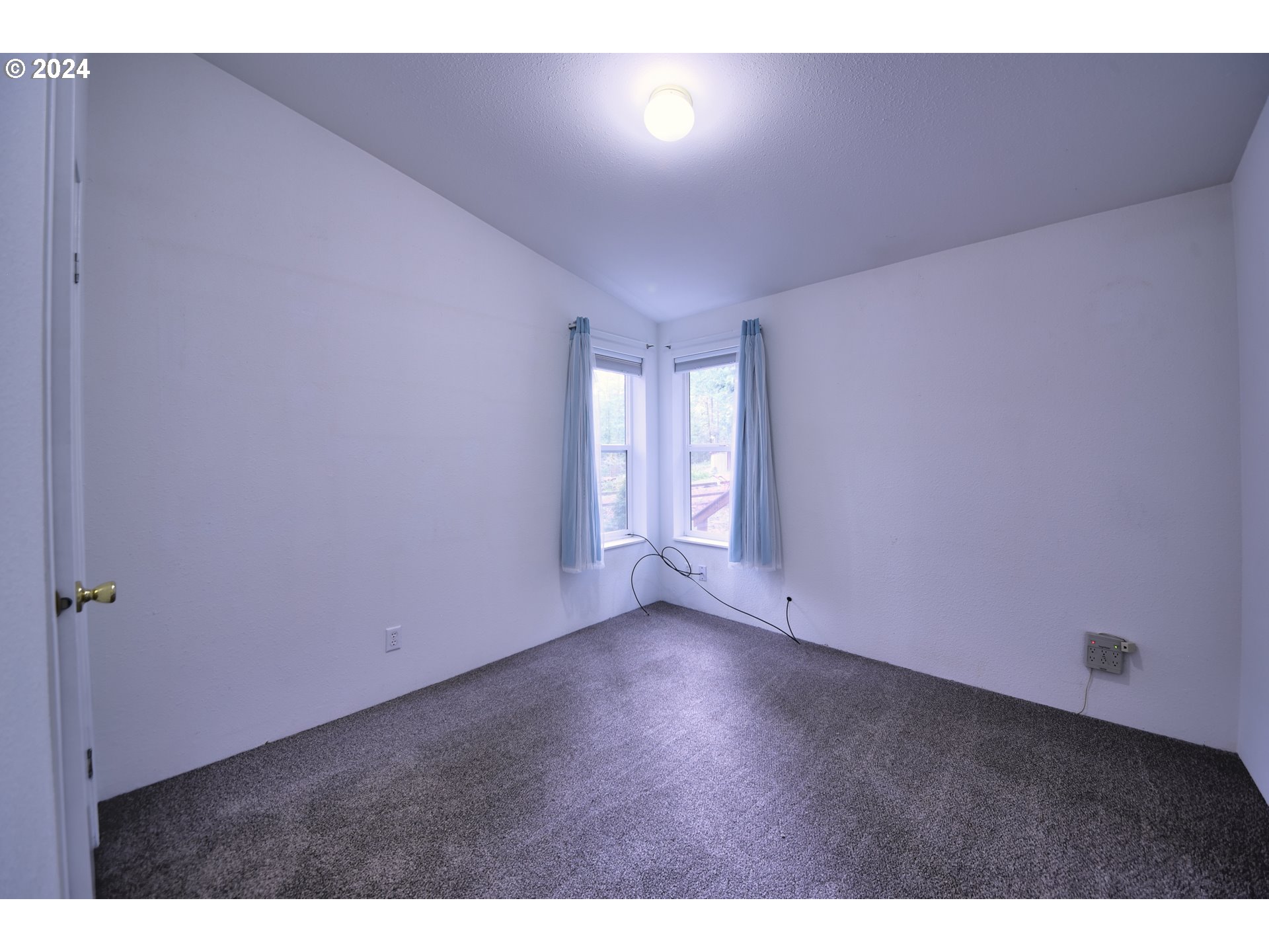 31746 Camas Swale Road Creswell, OR 97426 - Photo 15 of 46 Gallery Image 15