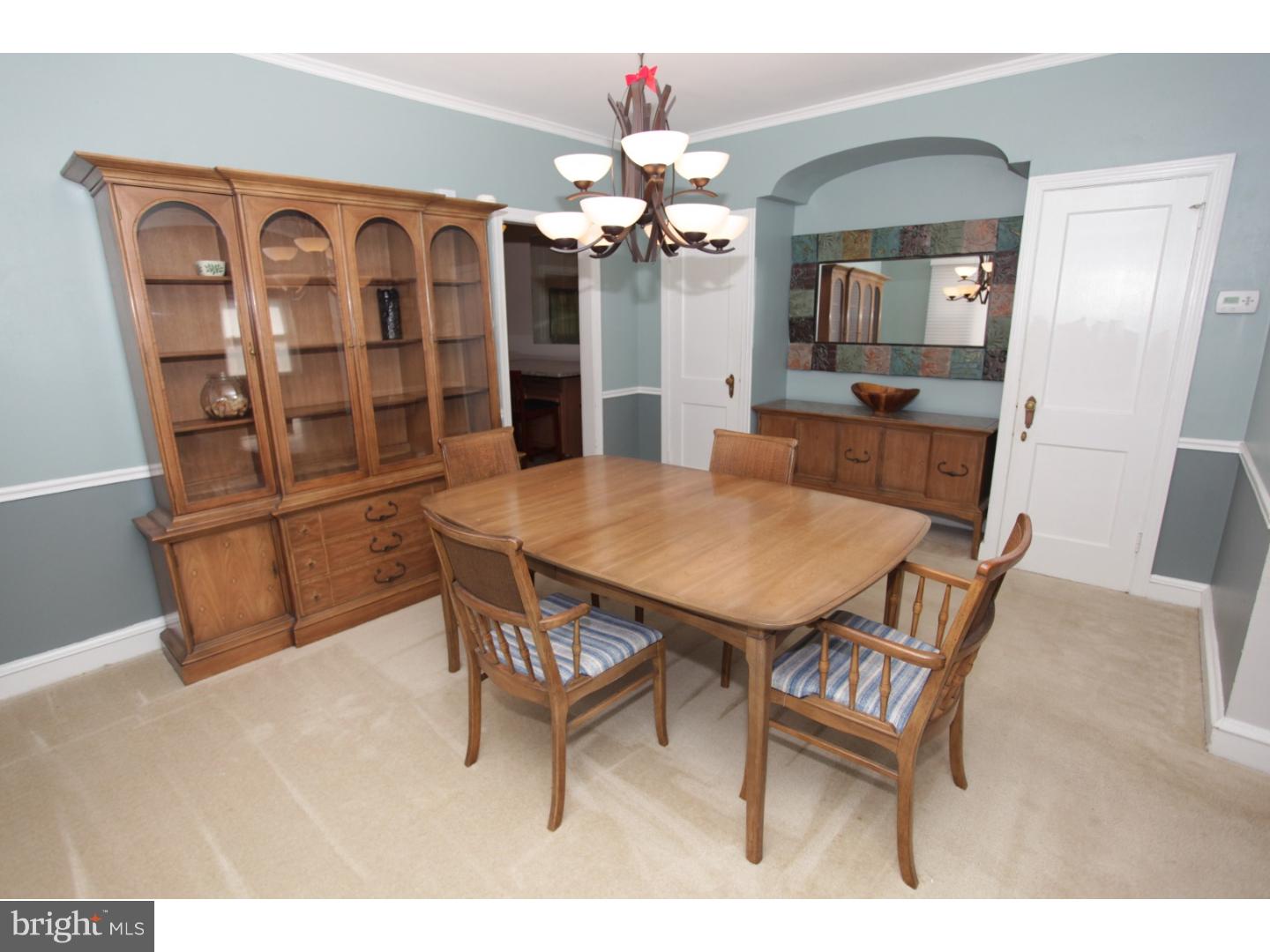 5735 Drexel Road Philadelphia, PA 19131 - Photo 5 of 25 Dining Room