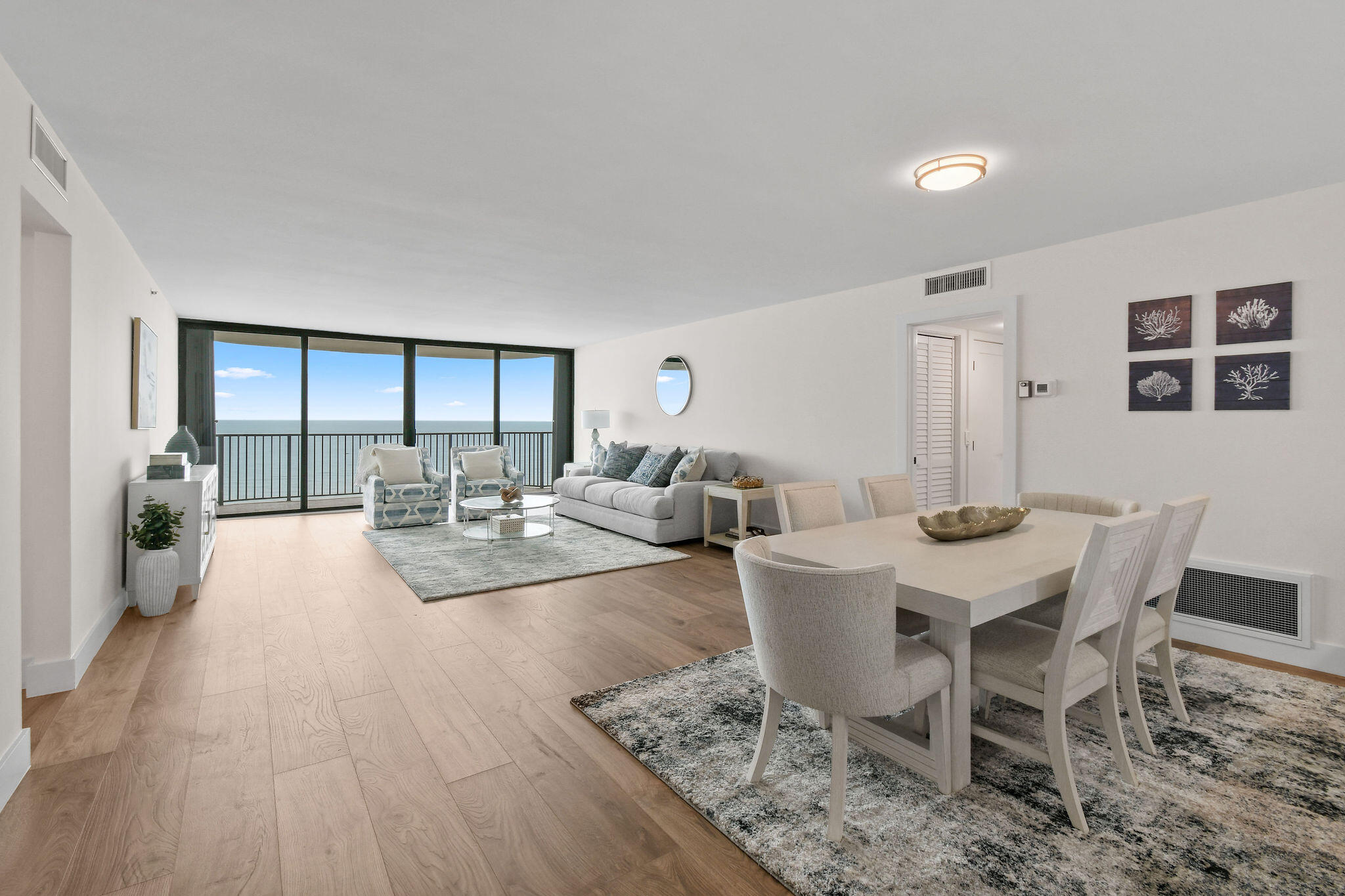 400 South Beach Road, Unit 903 Tequesta, FL 33469 - Photo 11 of 43 Great Room