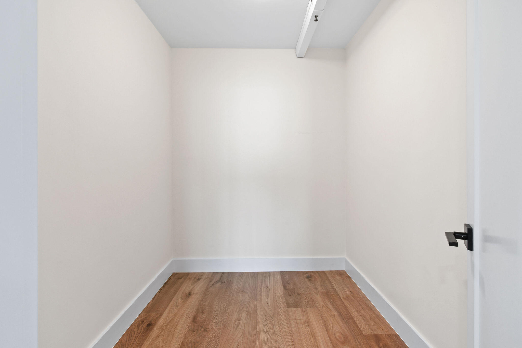 400 South Beach Road, Unit 903 Tequesta, FL 33469 - Photo 23 of 43 Primary Walk In Closet