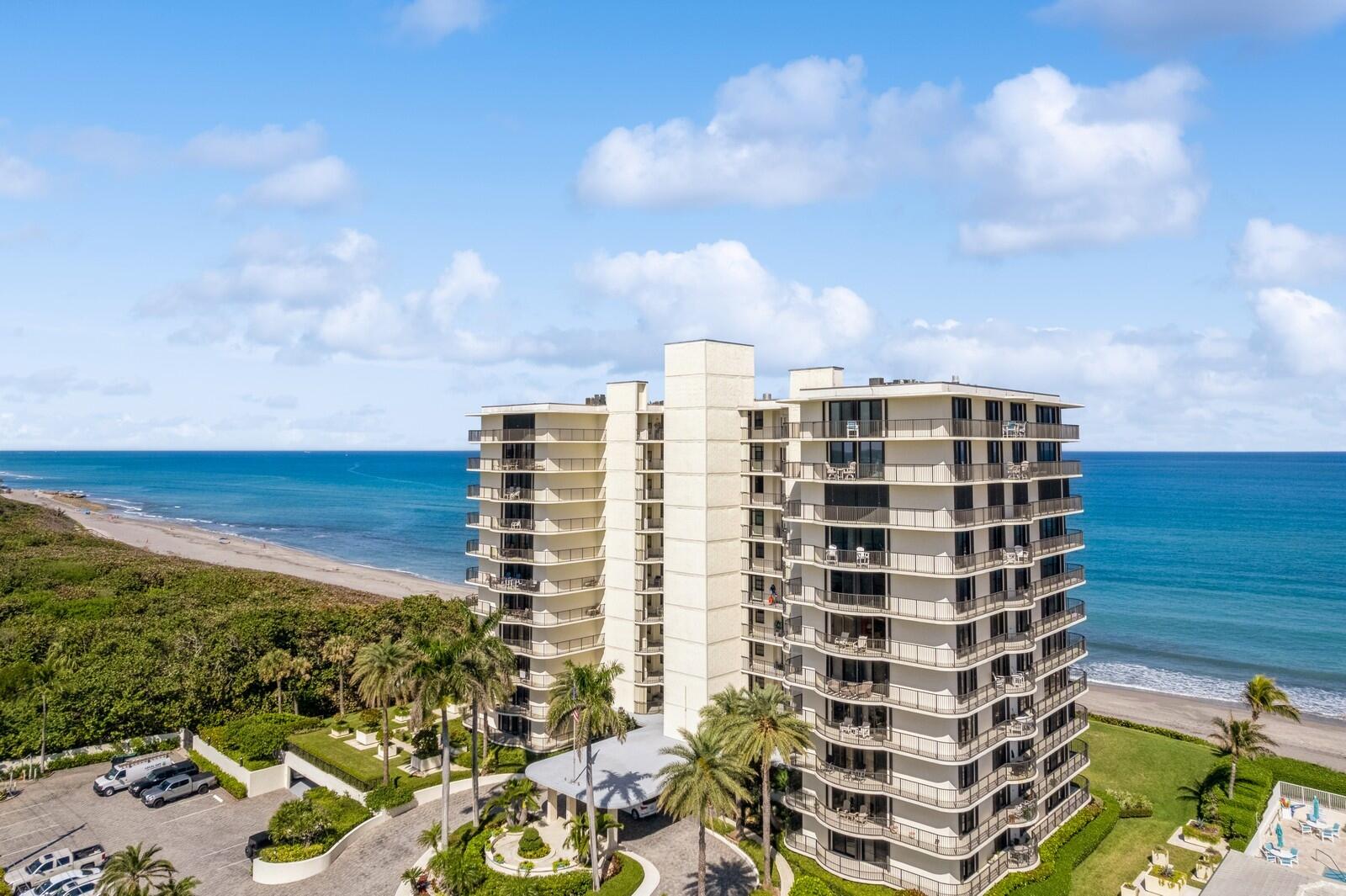400 South Beach Road, Unit 903 Tequesta, FL 33469 - Photo 40 of 43 Exterior Aerial