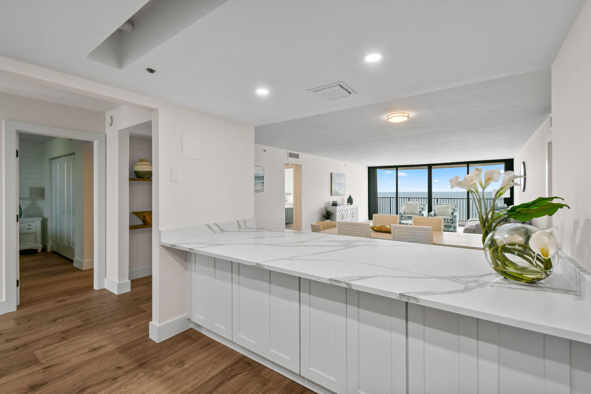 400 South Beach Road, Unit 903 Tequesta, FL 33469 - Photo 7 of 43 Kitchen