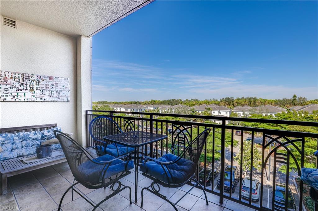 9115 Strada Place, Unit 5307 Naples, FL 34108 - Photo 18 of 29
