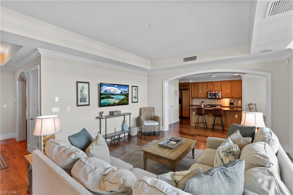 9115 Strada Place, Unit 5307 Naples, FL 34108 - Photo 6 of 29