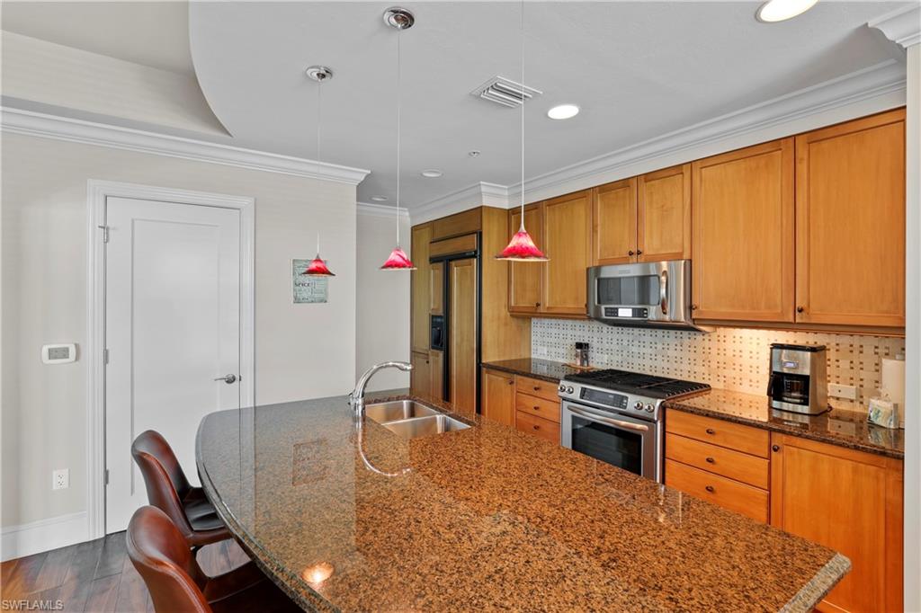 9115 Strada Place, Unit 5307 Naples, FL 34108 - Photo 8 of 29