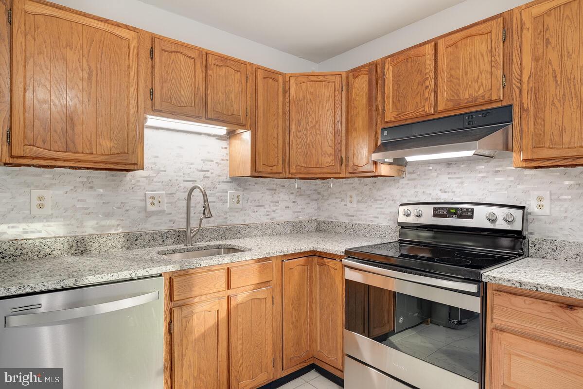 9104 Townsend Lane Clinton, MD 20735 - Photo 14 of 42