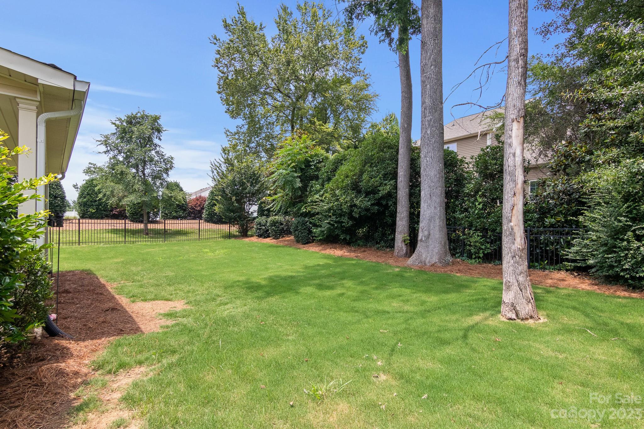 7228 Meyer Road Fort Mill, SC 29715 - Photo 45 of 45 a view of a garden with a tree