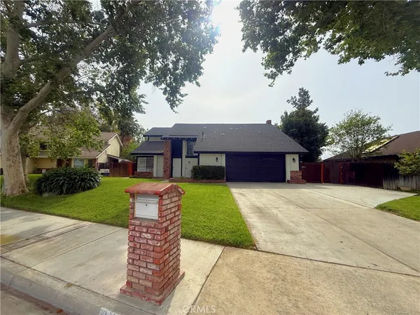 $695,000 | 3898 Middleton Place, Riverside, CA 92505