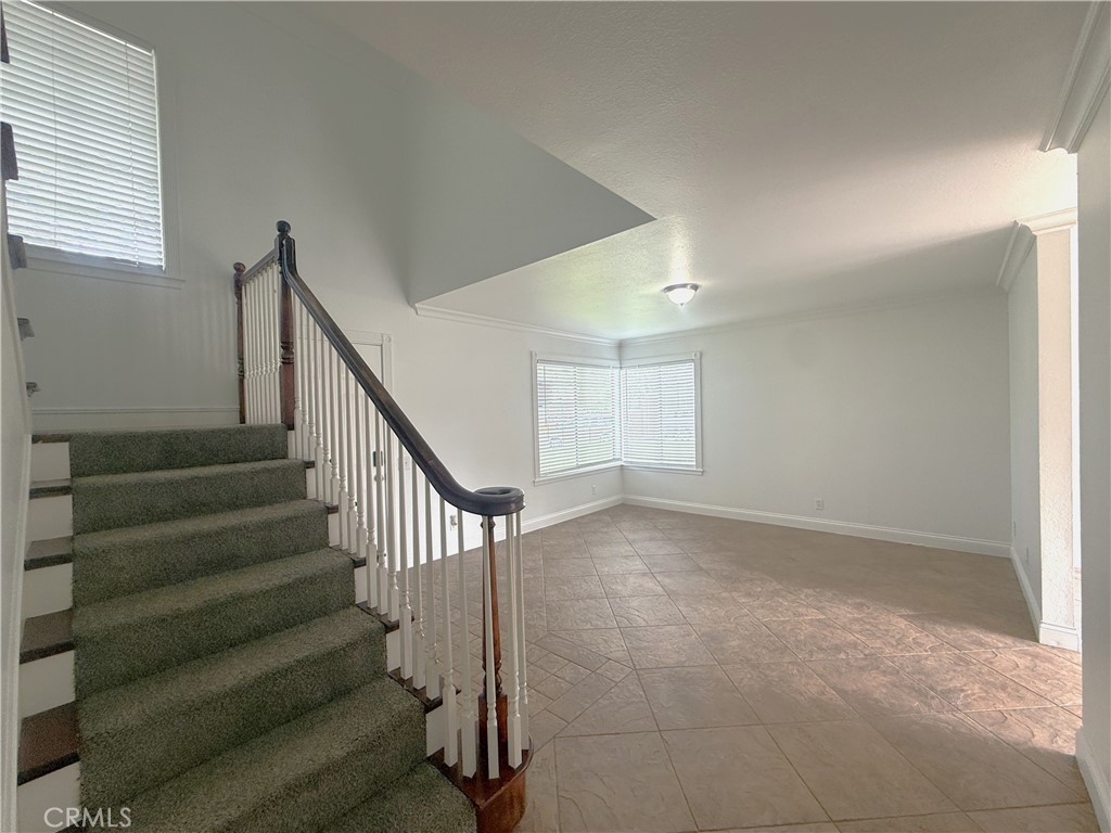 3898 Middleton Place Riverside, CA 92505 - Photo 5 of 24