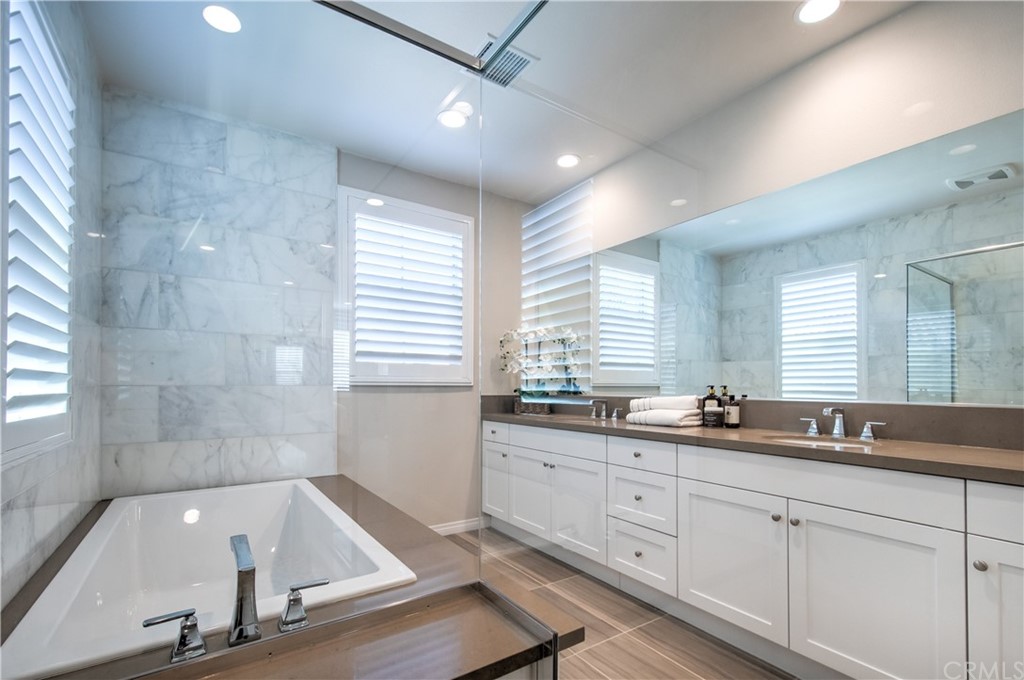 138 Brambles Irvine, CA 92618 - Photo 30 of 48